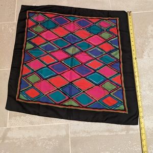 Totes scarf vintage from the late 70's or 80's made in Italy. EUC